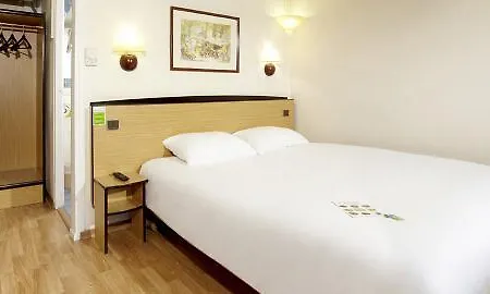 Hotel Campanile Beauvais