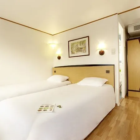 Hotel Campanile Beauvais