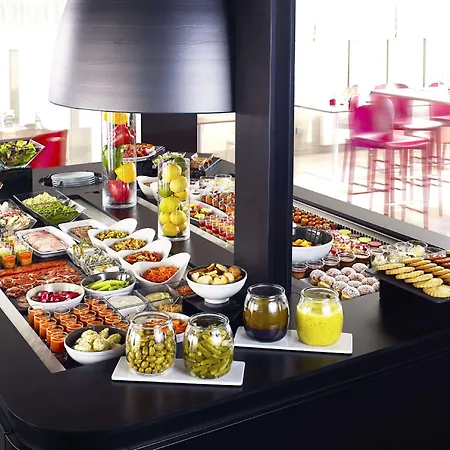 Campanile 3* Beauvais