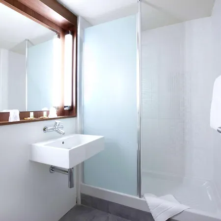 Campanile Hotel 3*