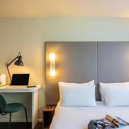 Campanile Hotel 3*