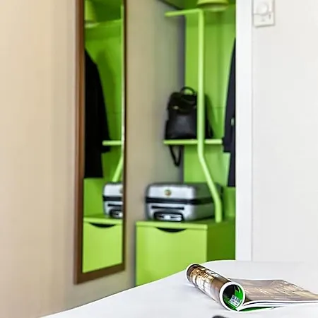 Hotel Campanile 3*