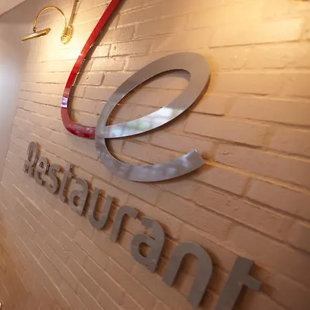 Campanile 3* Beauvais