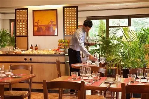 Hotel Campanile Beauvais