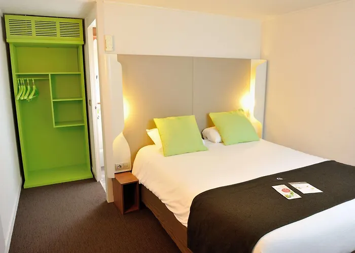 Campanile 3* Beauvais