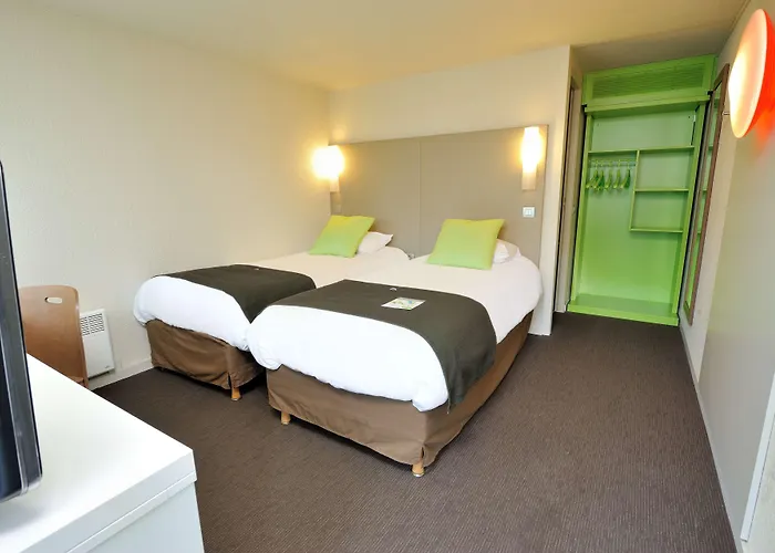 Campanile 3* Beauvais