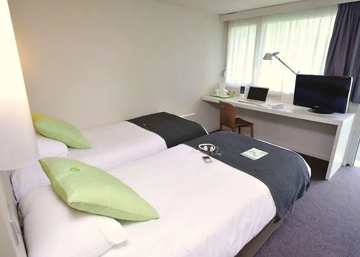 Campanile 3* Beauvais