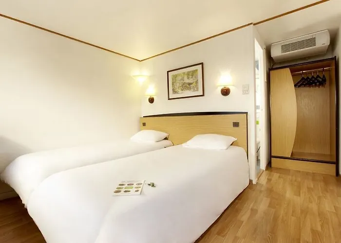 Hotel Campanile Beauvais