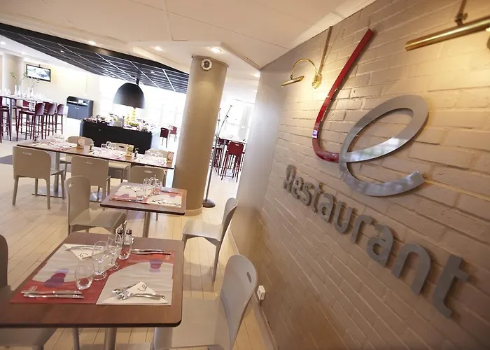 Campanile 3* Beauvais